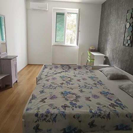 Bright And Colourful Apartment Luce -Sandy Beach Spalato Esterno foto