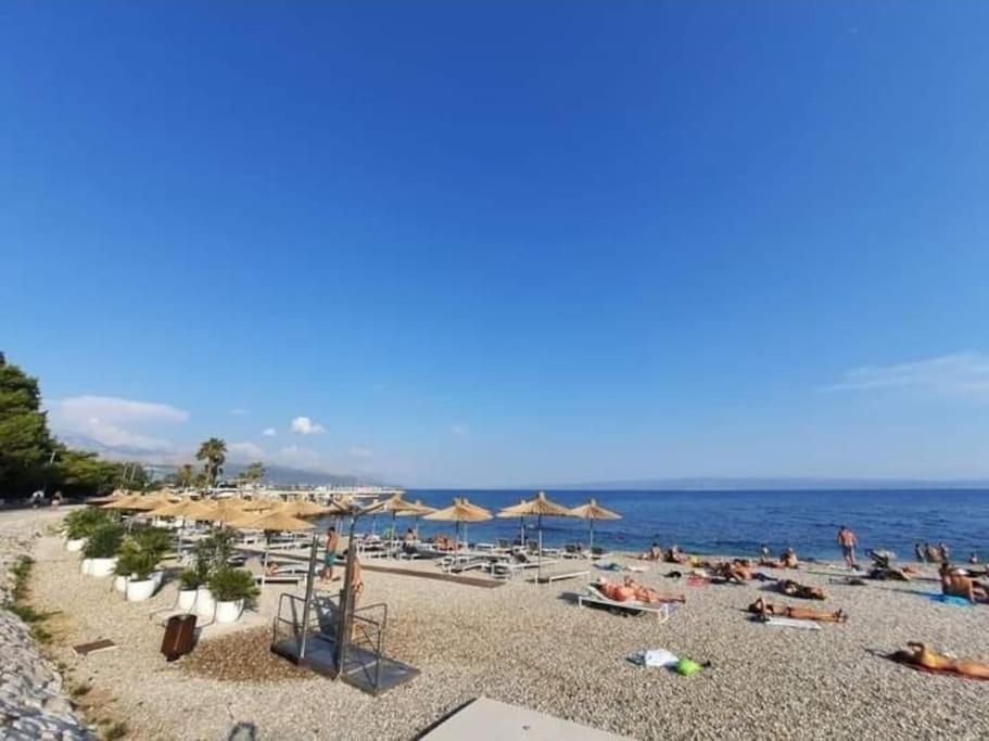 Bright And Colourful Apartment Luce -Sandy Beach Spalato Esterno foto